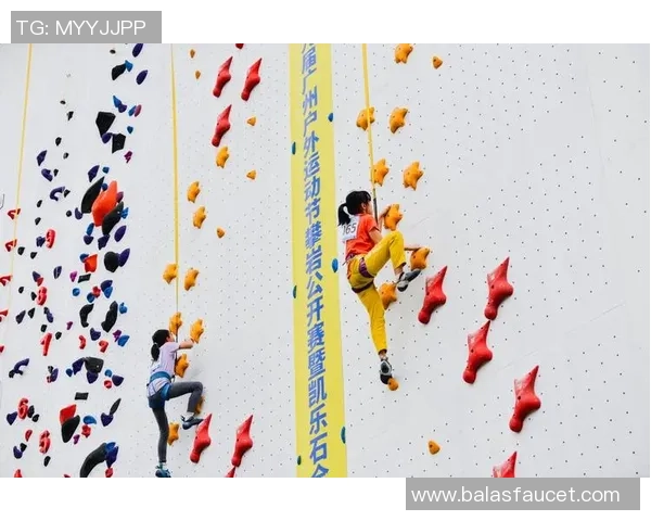 广州攀岩队战术探讨:聚焦攀岩运动的技巧与策略分析 广州攀岩队战术探讨:聚焦攀岩运动的技巧与策略分析