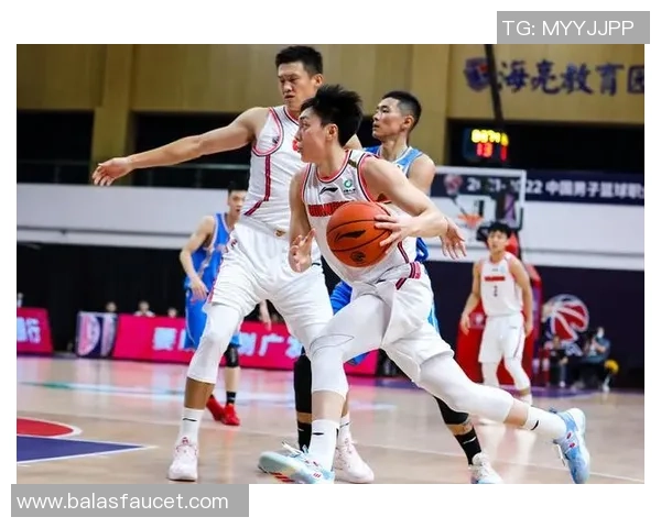 成都乒乓球队在杯赛积分榜上以62分稳居第一名展现强劲实力